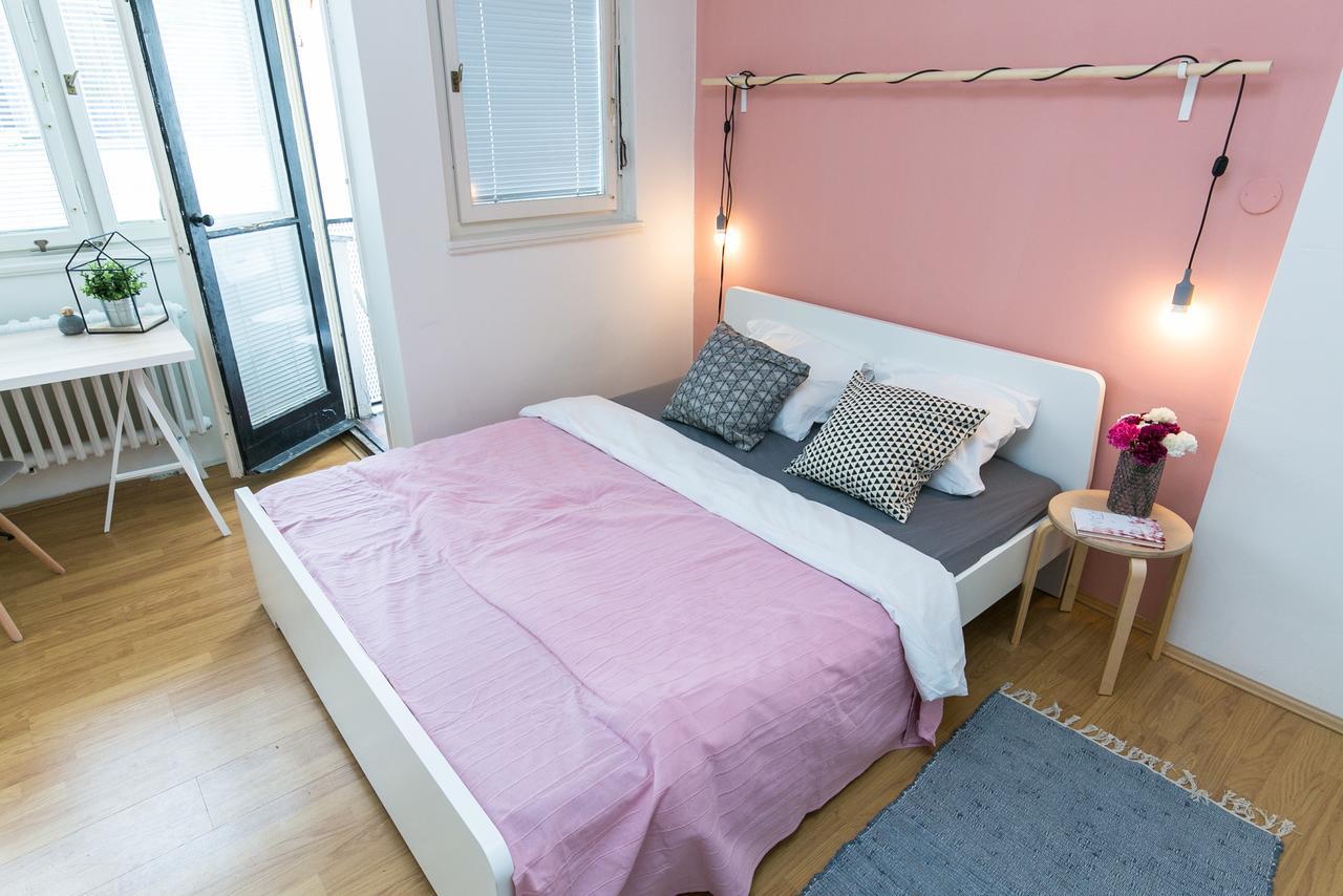 Apartment Ve Smeckach 27 Prague